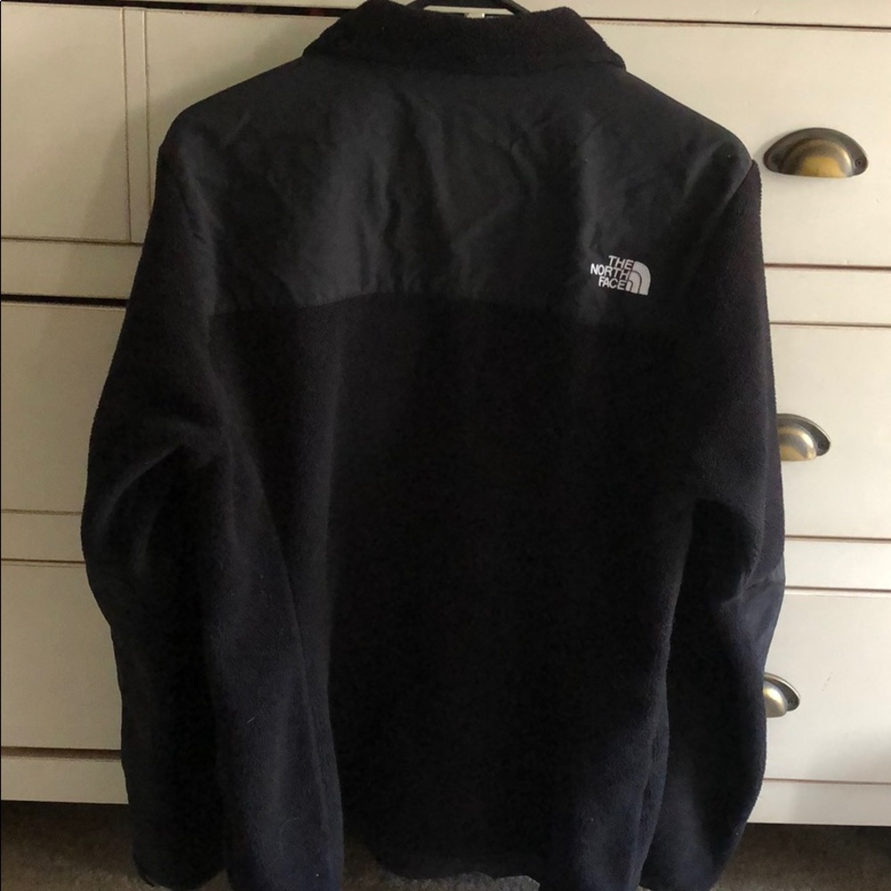 Women’s Large black North Face fleece jacket